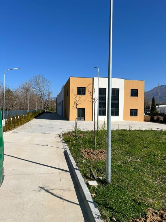 Kapanon me qera – Autostrada Tirane-Elbasan (Pran TEG)