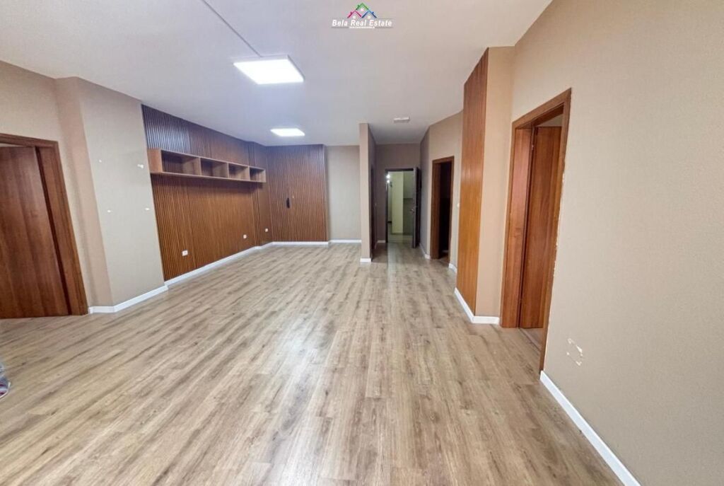Zyre Me Qera tek Rruga e Kosovareve ( ID BZ2868) Tirane