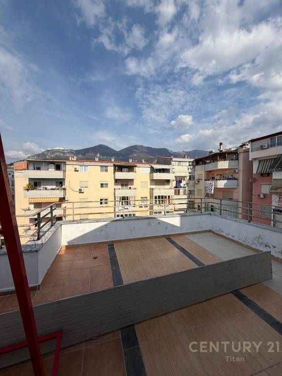 Shitet apartament 1+1 ne Fresk 100,000 € Sip. Totale  116m2