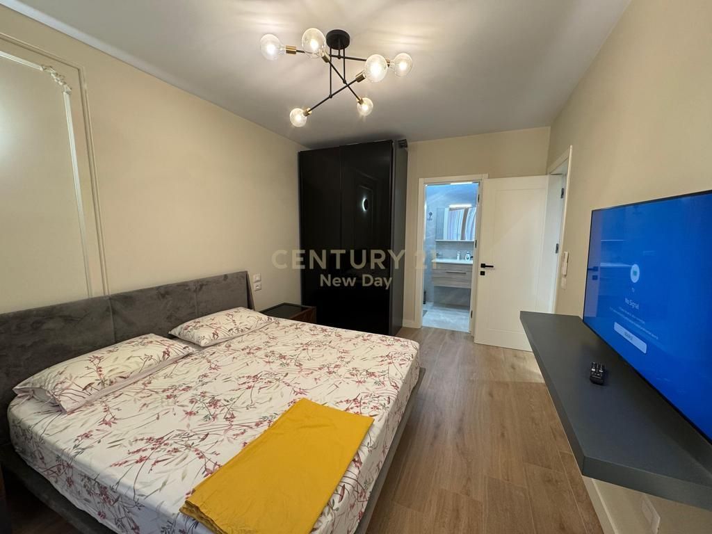 SHITET APARTAMENT 2+1+2T NE MALIN E ROBIT!