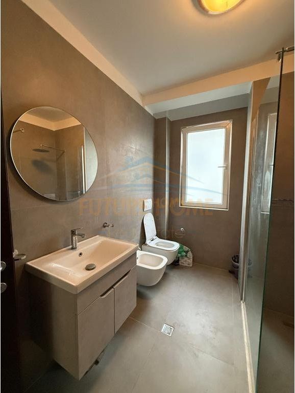 Shitet, Duplex, Rezidenca Kodra e Diellit 1, Tiranë