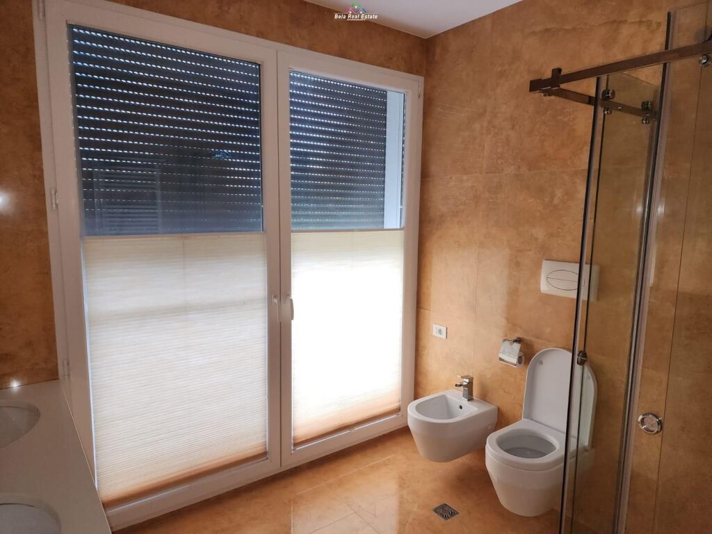 Vile 2 Kateshe Me Qera 3+1 Tek Long Hill Residence (ID BV22238) Tirane.