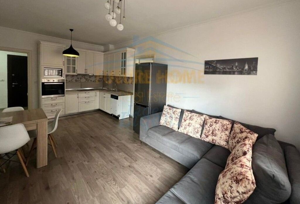 Qera,Apartament 2+1,Unaza E Re, Tirane.