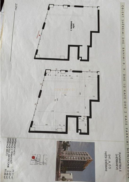 We have 3 business premises for sale in the strategic area of Fusha Ali Demit!