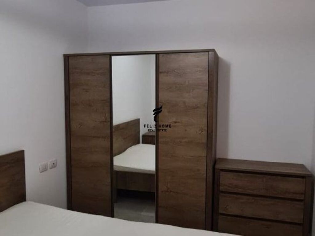 APARTAMENT ME QERA 1+1 21 DHJETORI 55.000 LEKE FH-64642