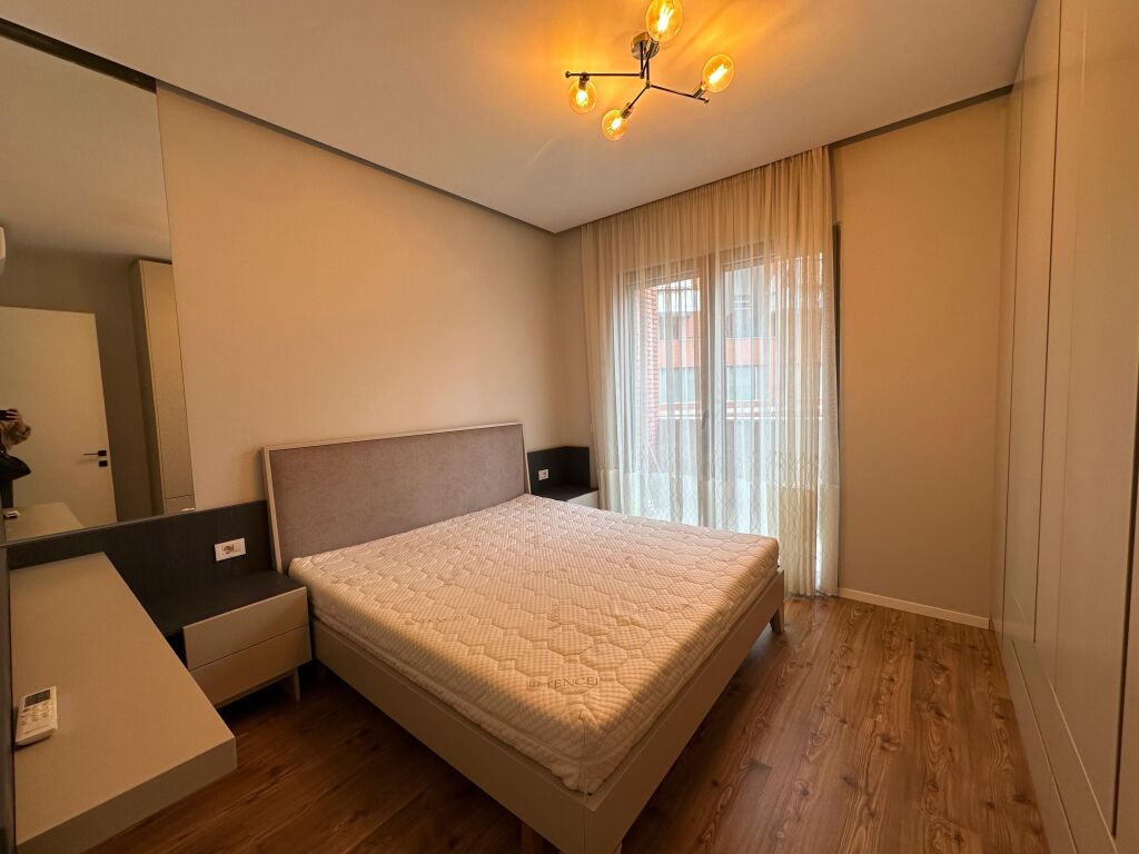 Super Qera 1+1, Kompleksi Delijorgji 800 mije leke