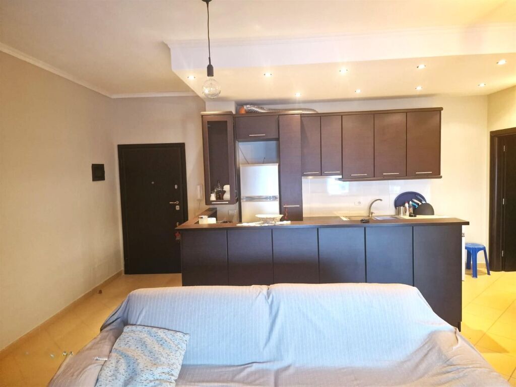 Apartment for sale in Himarë