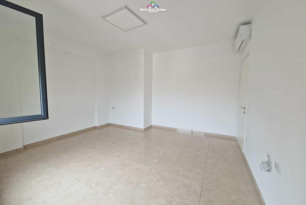 Zyre Me Qera 3+1 Ne Myslym Shyr ( ID BZ2867) Tirane