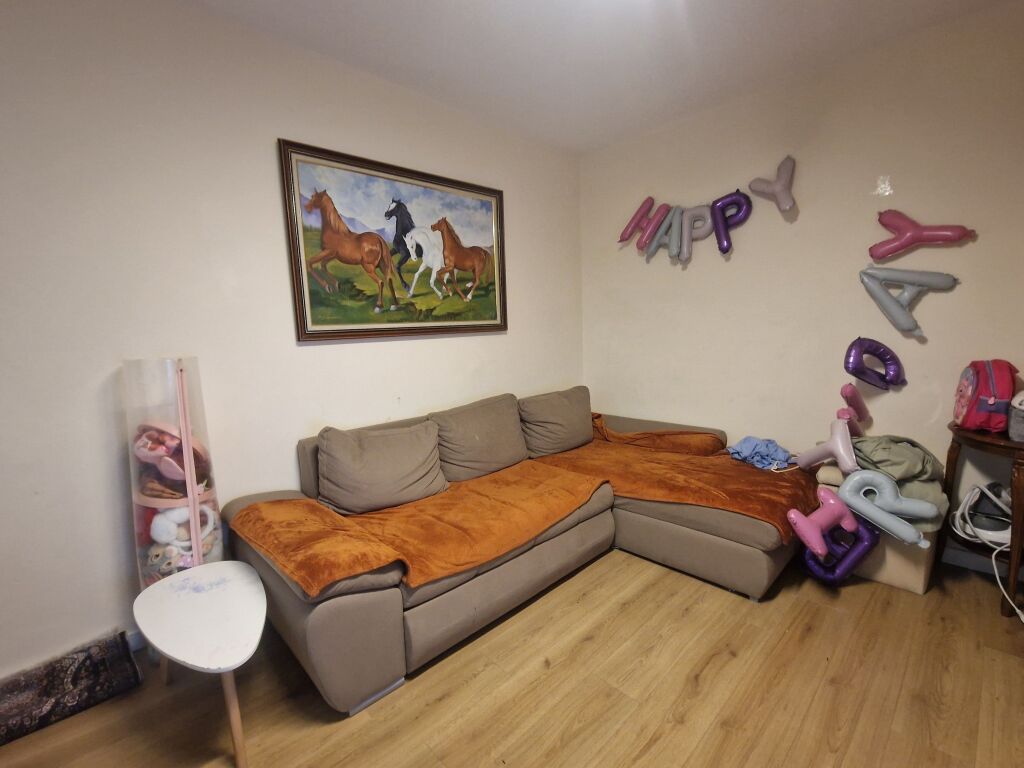 1+1 apartment for sale on Asim Vokshi street