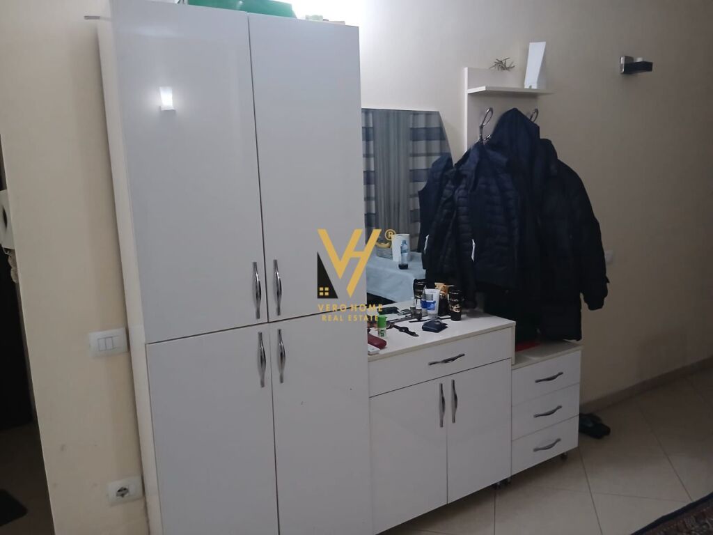 JEPET APARTAMENT 2+1+BLK ME QERA NE SELITE 45.000 LEKE
