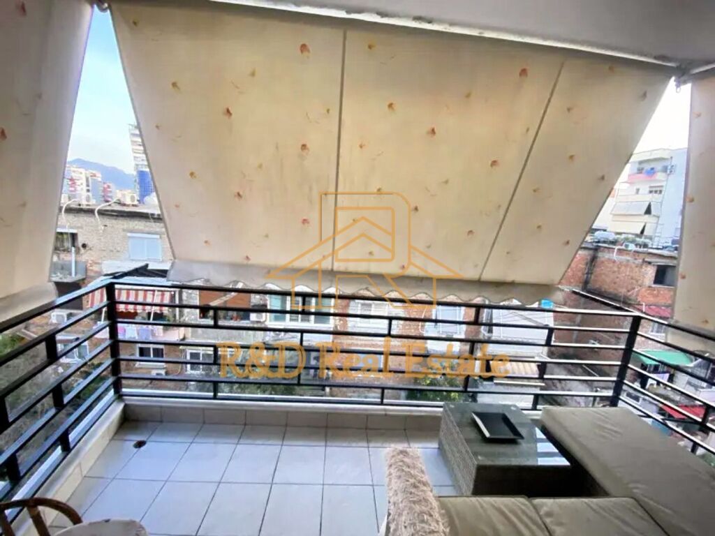 🏡 Appartamento 2+1 in affitto – Pazari i Ri, Tirana