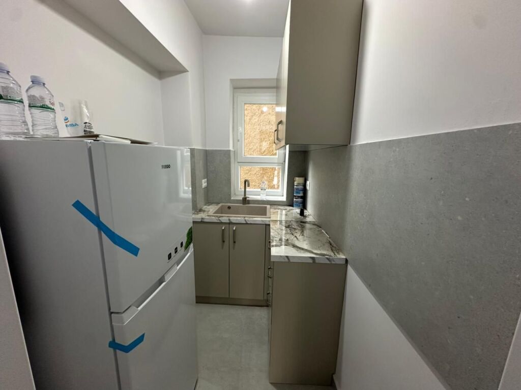Jepet per Zyra , Apartament 4+1, Perball Maternitetit te ri