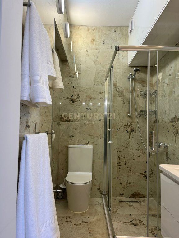 Studio me Pamje Deti në Plazh për Shitje! 85,000 €