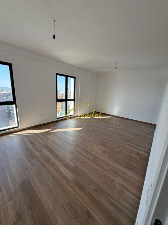 OFFICE FOR RENT 81 M2 GARMACIA 10 500 EURO