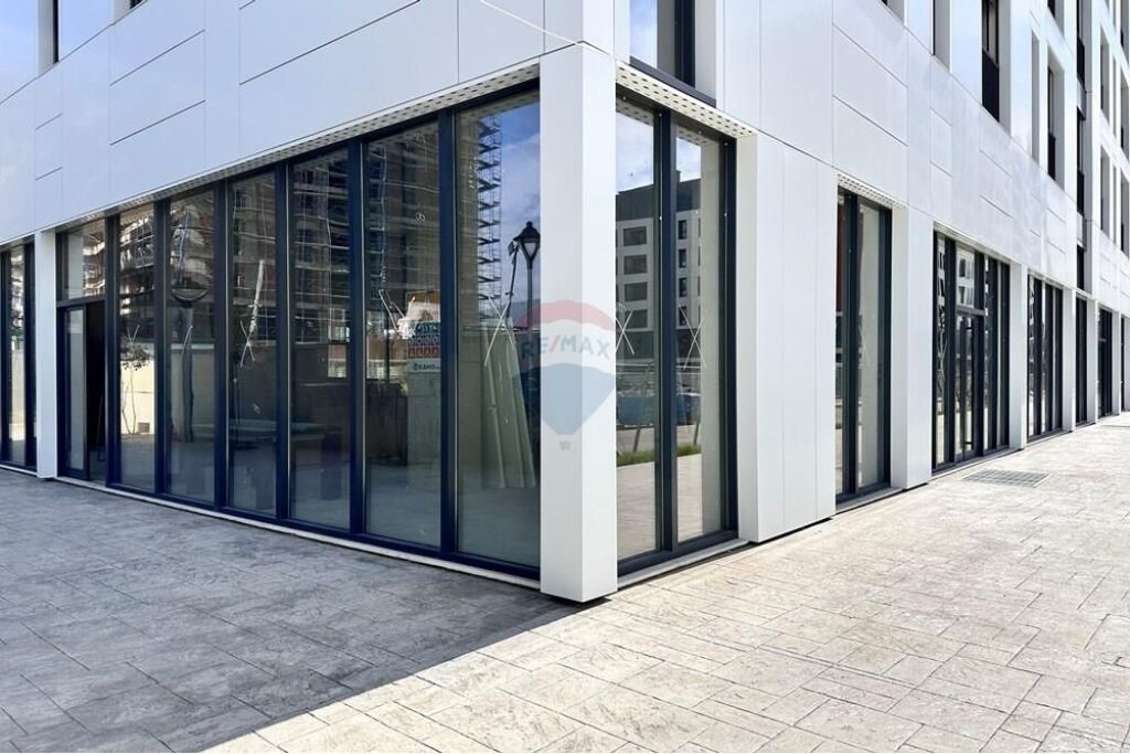 Shop - For Rent - New Boulevard, Tirana