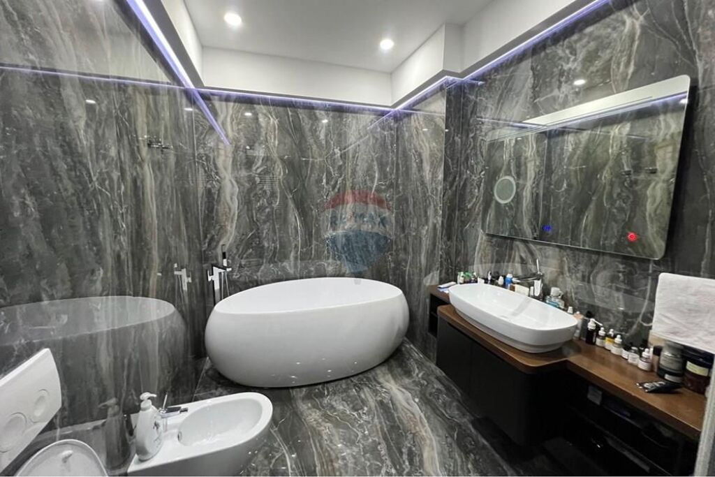 Apartament 2+1+2 ne shitje , Kompleksi Delijorgji