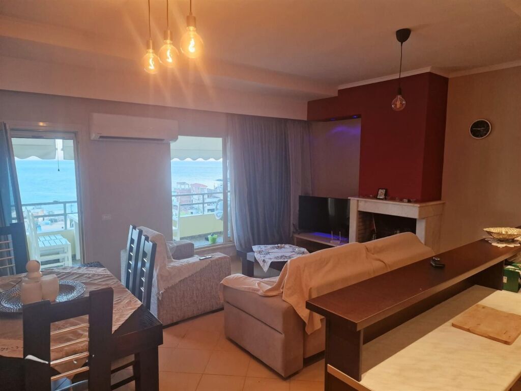 Apartment for sale in Himarë