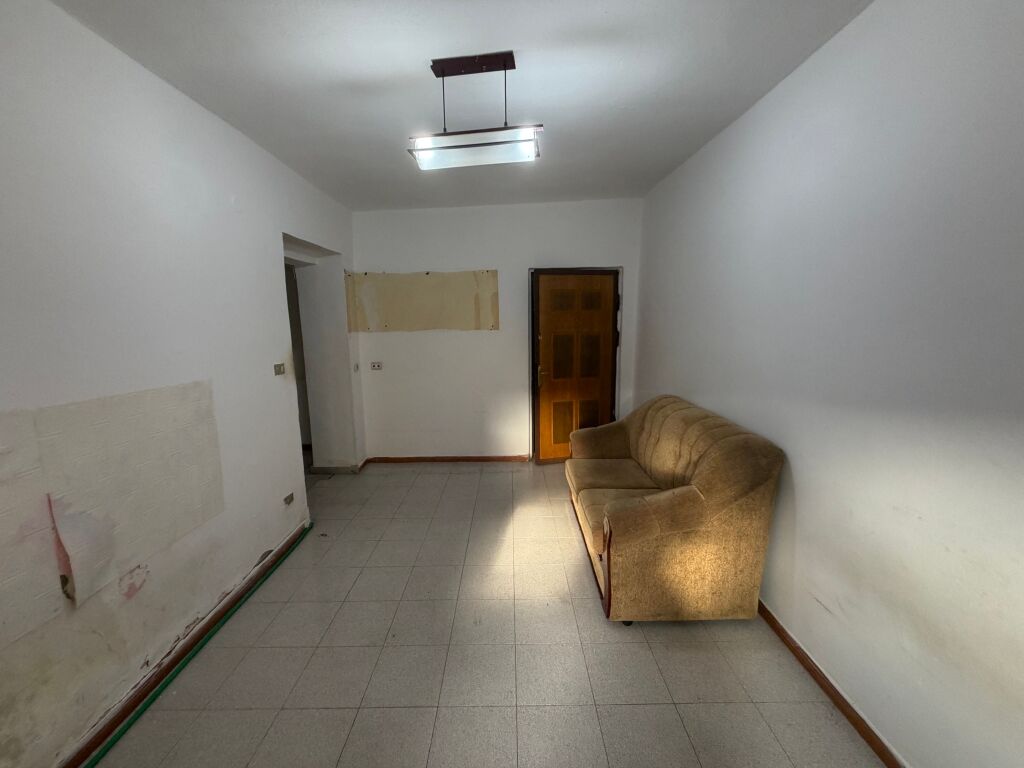 Occasione, distributore di benzina presso l'istituto di igiene, strada di Elbasan, 69 mila euro