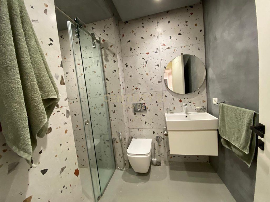SHITET APARTAMENT 2+1+2T NE MALIN E ROBIT!