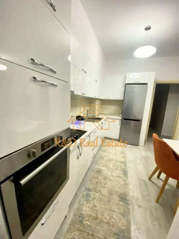 🏡 Appartamento 2+1 in affitto – Pazari i Ri, Tirana