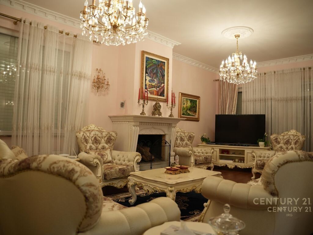 Unique villa for sale in the Qetesia Residence, Qerret!