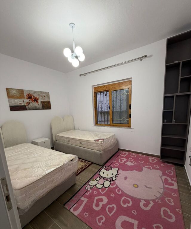 In affitto Appartamento 2+1, via Gjon Mili vicino al Nuovo Viale (via Siri Kodra) 600 Euro
