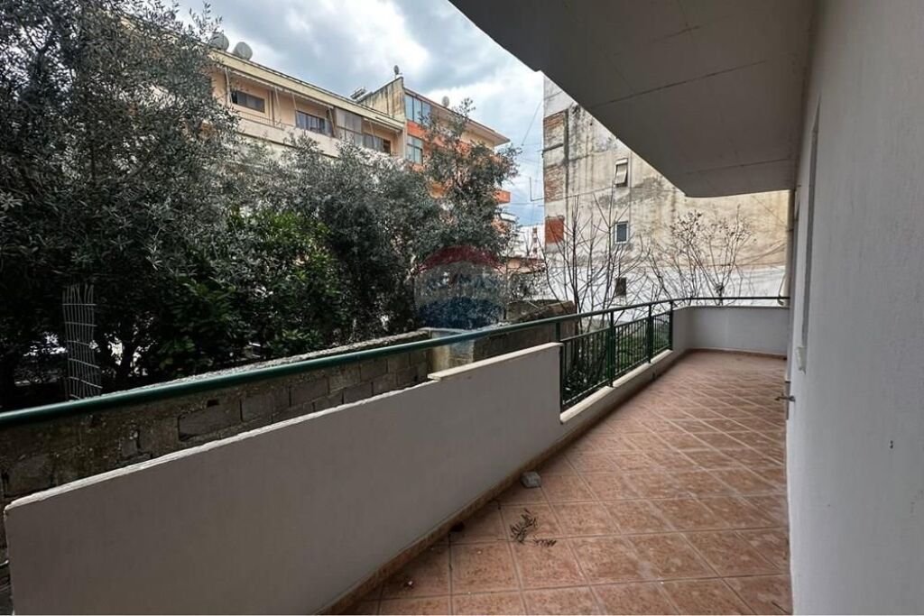 🏡 Apartament 2+1+2 për Shitje – Vlorë