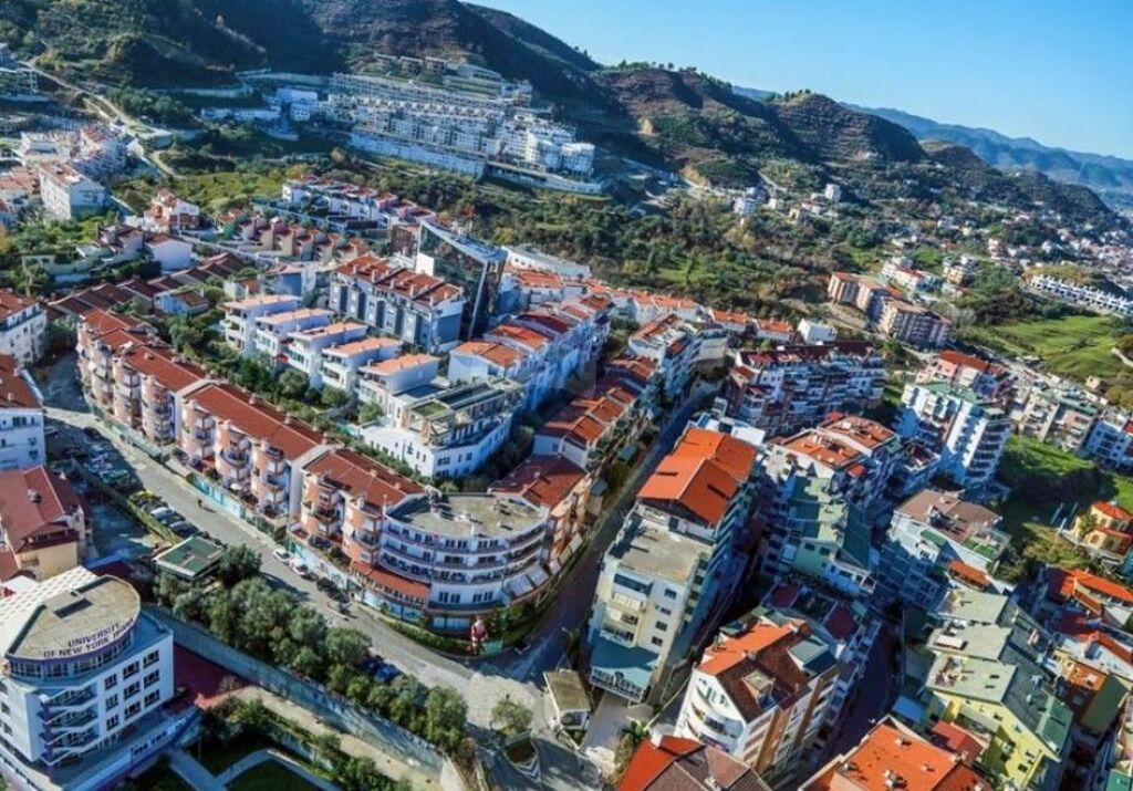 SHITET, DUPLEX, KODRA E DIELLIT, TIRANE ID: 530581010-75