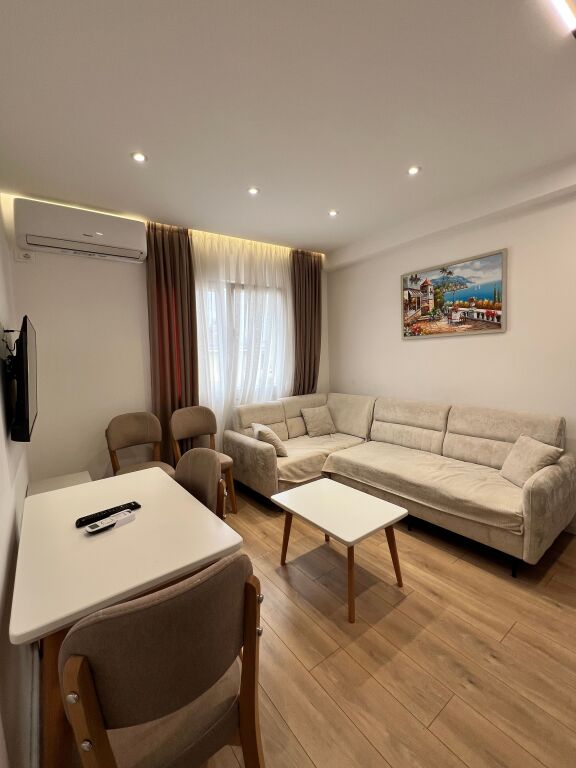 Apartament 1+1 me qera tek 21 Dhjetori