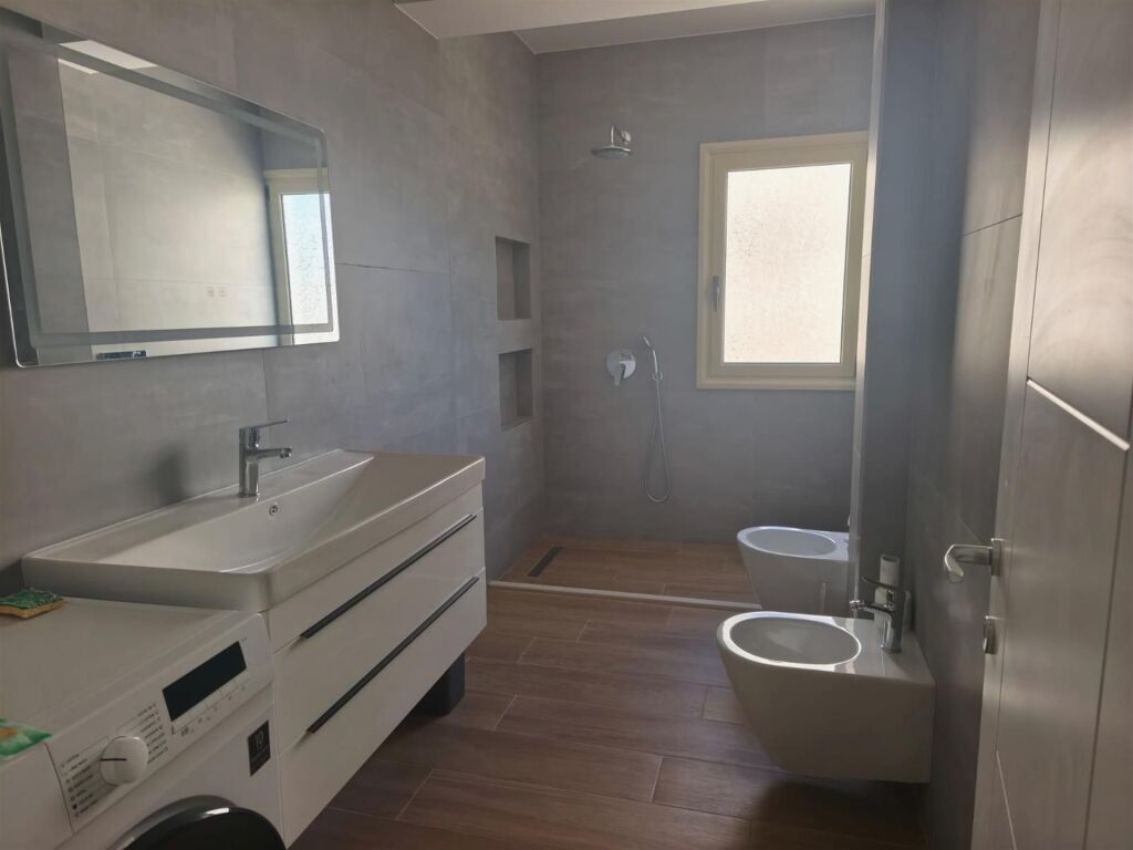 Super Apartament 2+1 Lungomare Vlore