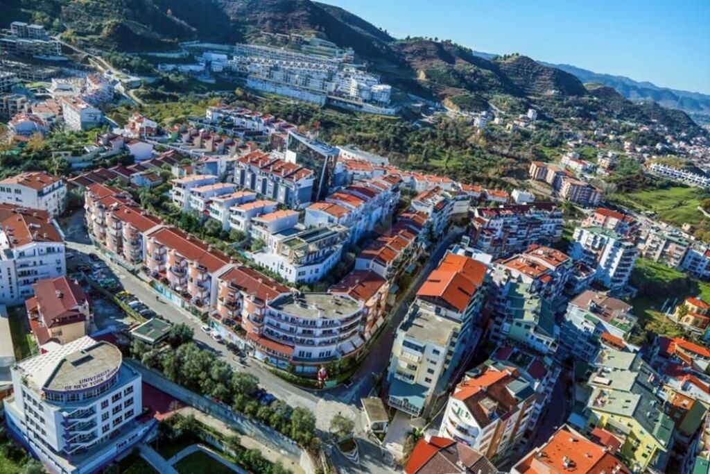 Vilë - Për Shitje - Kodra e Diellit, Tiranë(ID: 530581010-77)