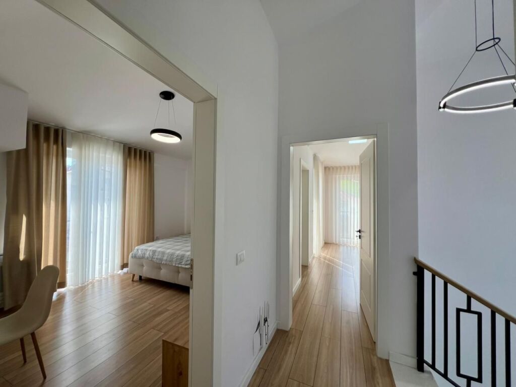 Affittasi villa su 3 piani, “Residenza Vilat Lule”, Mjull Bathore