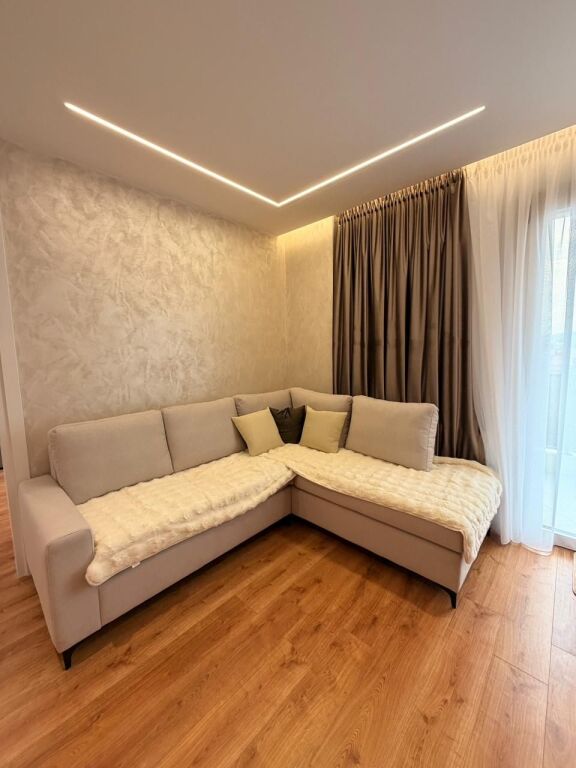 APARTAMENT 1+1 BALLKON -PËR QIRA 🏡