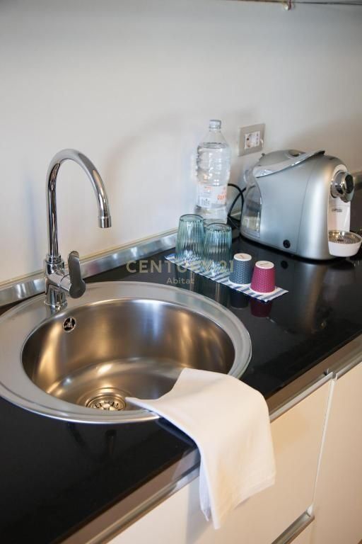 APARTAMENT 1+1 ME QIRA TEK TREGU ELEKTRIK