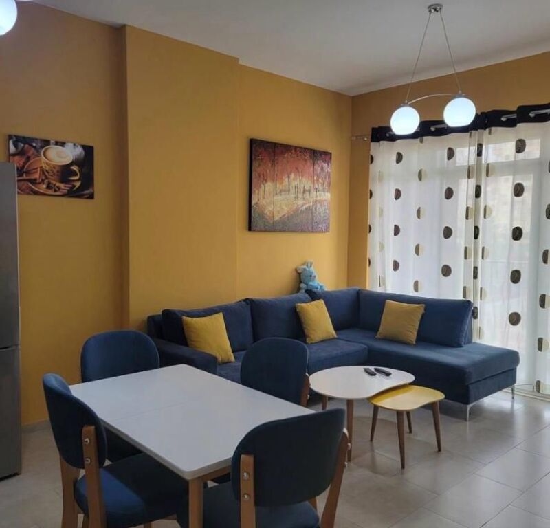 Apartament me qera 1+1 - 📍Rruga Kavajes, prane kompleksit Delijorgji