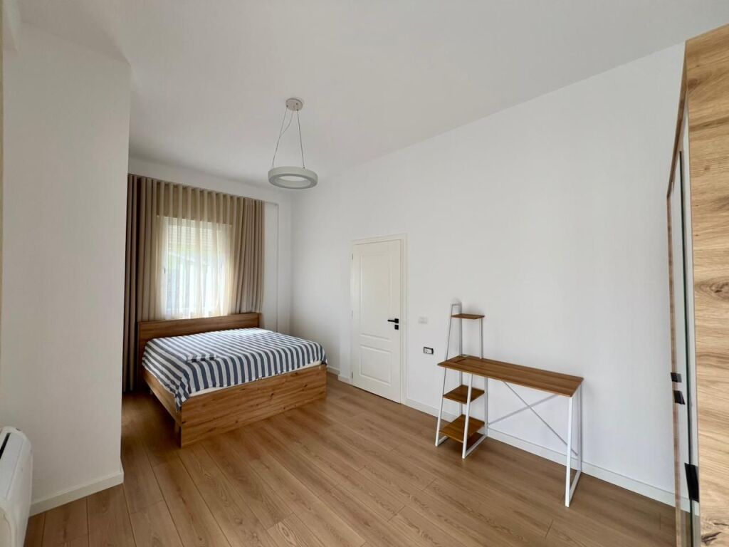 Affittasi villa su 3 piani, “Residenza Vilat Lule”, Mjull Bathore