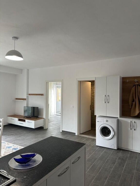SHITET APARTAMENT 1+1 GOLEM, DURRES