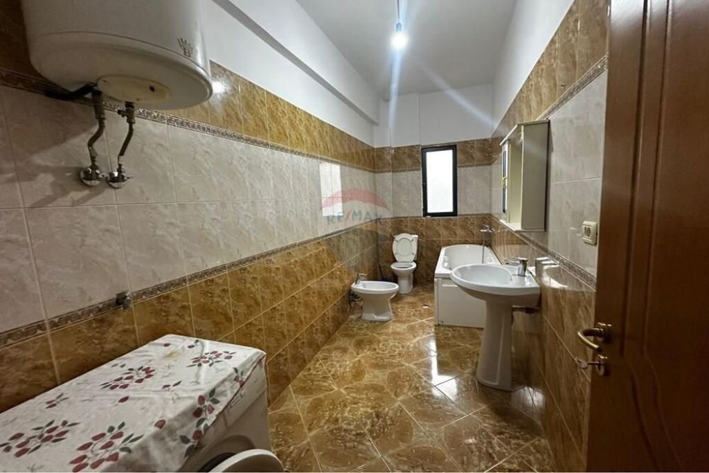 🏡 Apartament 2+1+2 për Shitje – Vlorë