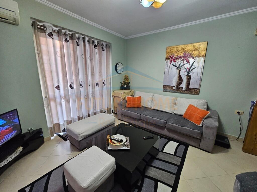 Qera, Apartament 2+1, Stadiumi Dinamo, Tiranë.