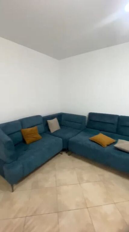 🏡 Appartamento 2+1 in affitto – vicino alla Stazione Ferroviaria, Viale Zogu I