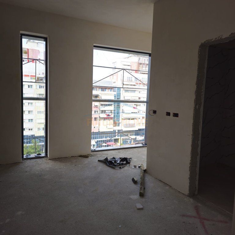 In vendita, Appartamento 2+1+2, Laprake, Tirana