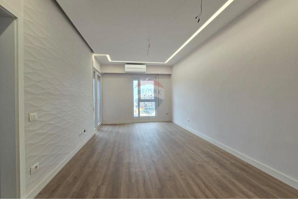 Apartament 2+1 në shitje te Shkolla e Kuqe