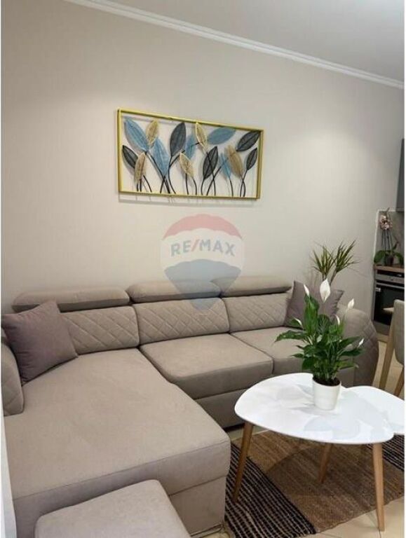 Apartament 1+1 per qira tek Ruga e Kavajes!