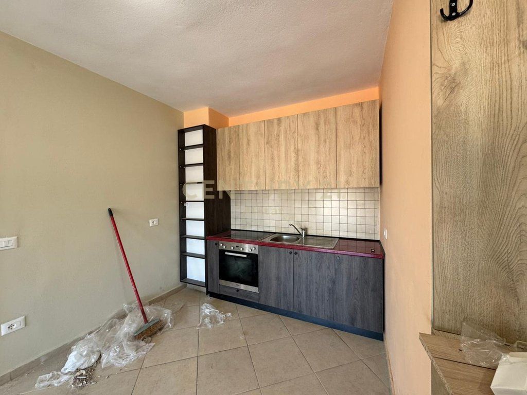 APPARTAMENTO 1+1 IN AFFITTO A KOMBINAT