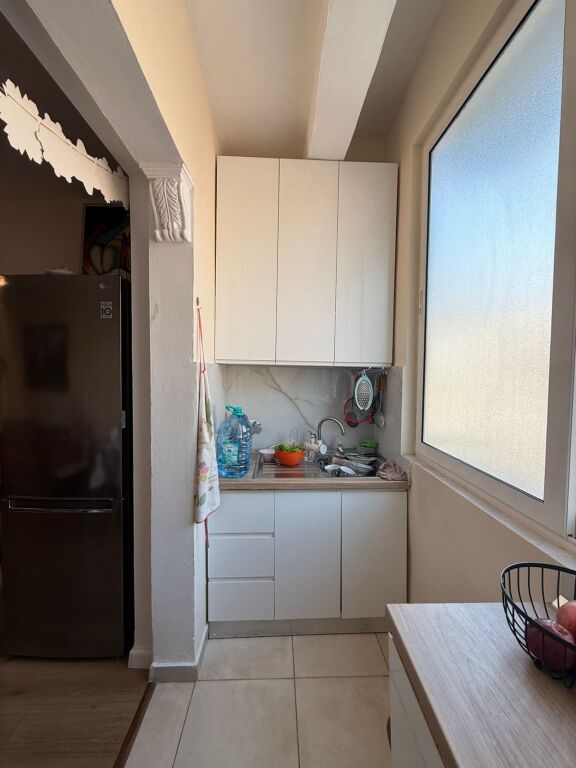 🔑 Shitet Apartament 1+1 – Harry Fultz, Tiranë