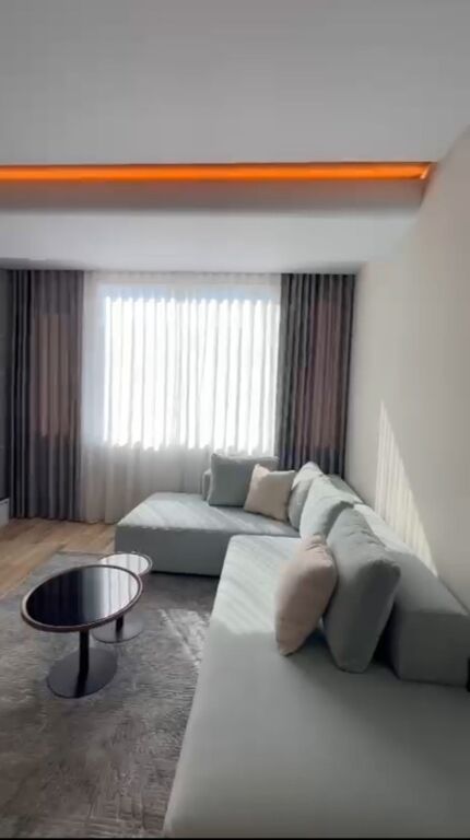 🏡 Apartment 1+1 with parking space for rent – near Air Albania Stadium
