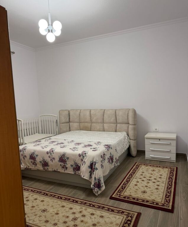 Affittasi appartamento 2+1, via Gjon Mili vicino al Nuovo Boulevard (via Siri Kodra) 600 euro