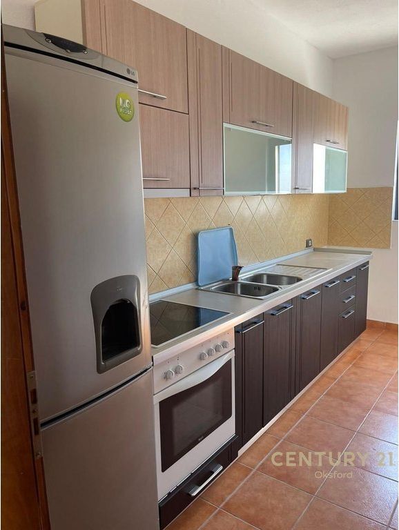 APPARTAMENTO IN AFFITTO 2+1 CON POSTO AUTO VICINO ALL'EX DOGANA 450 € /Mese Sup. Totale 130m2