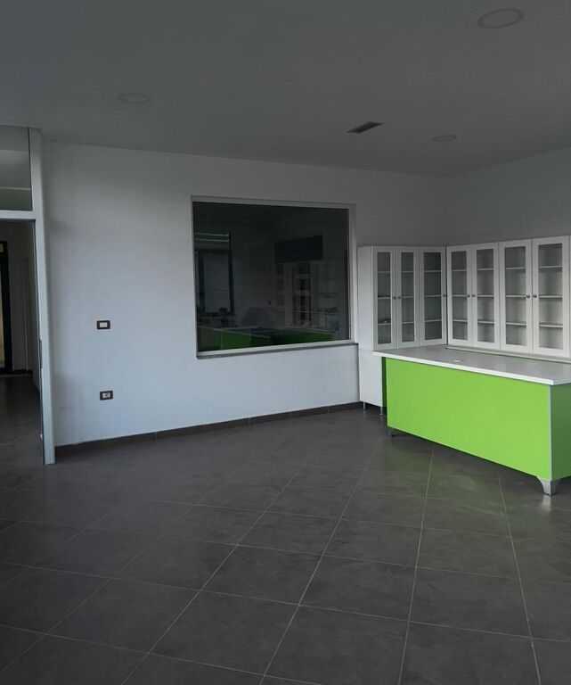 Business premises for rent – Spitallë, Durrës