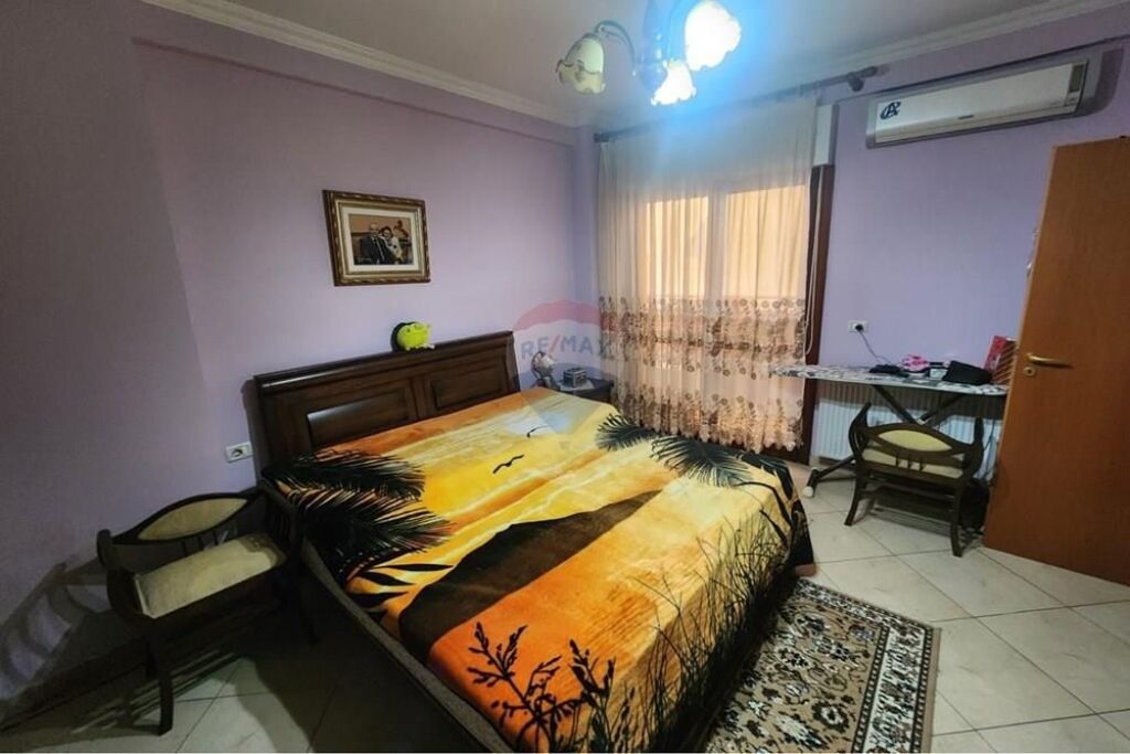 Apartament 3+1+2 ne shitje , Komuna e Parisit